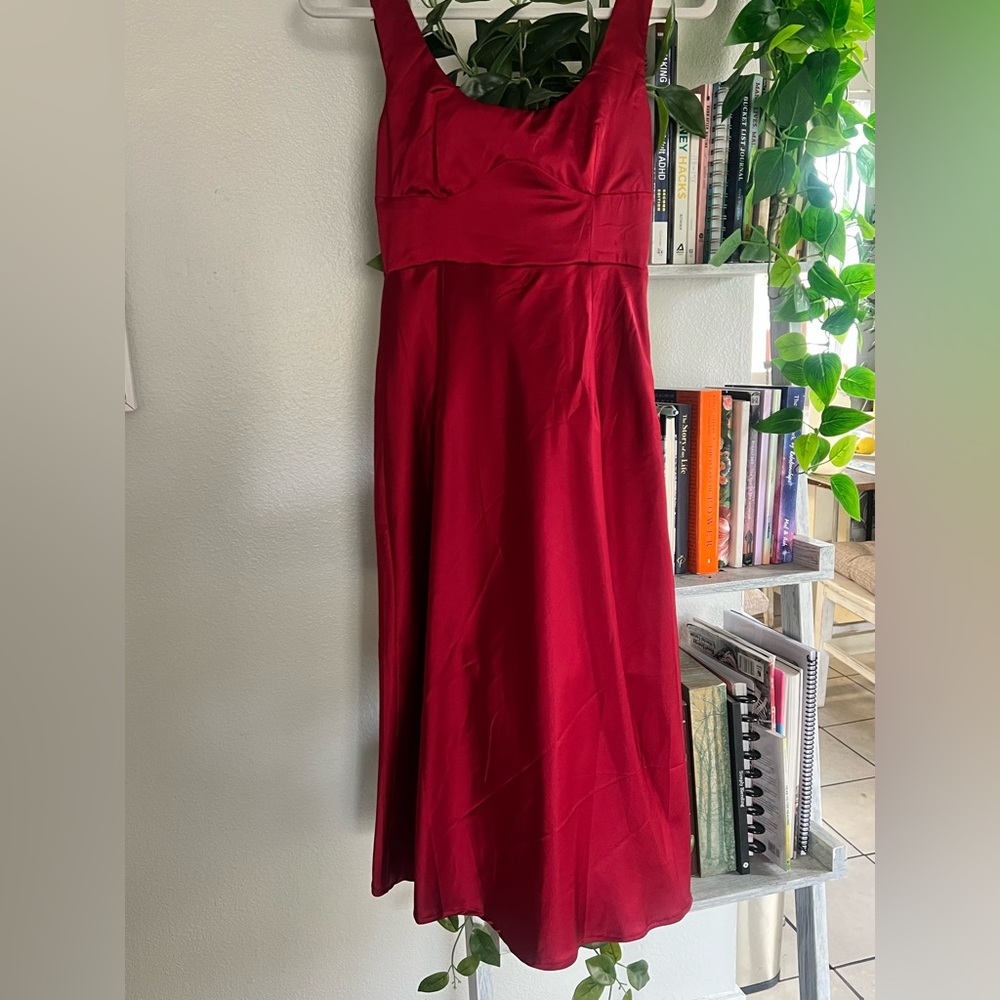 Elegant Red Strapless Dress